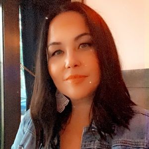 Meet your Posher, Naomi